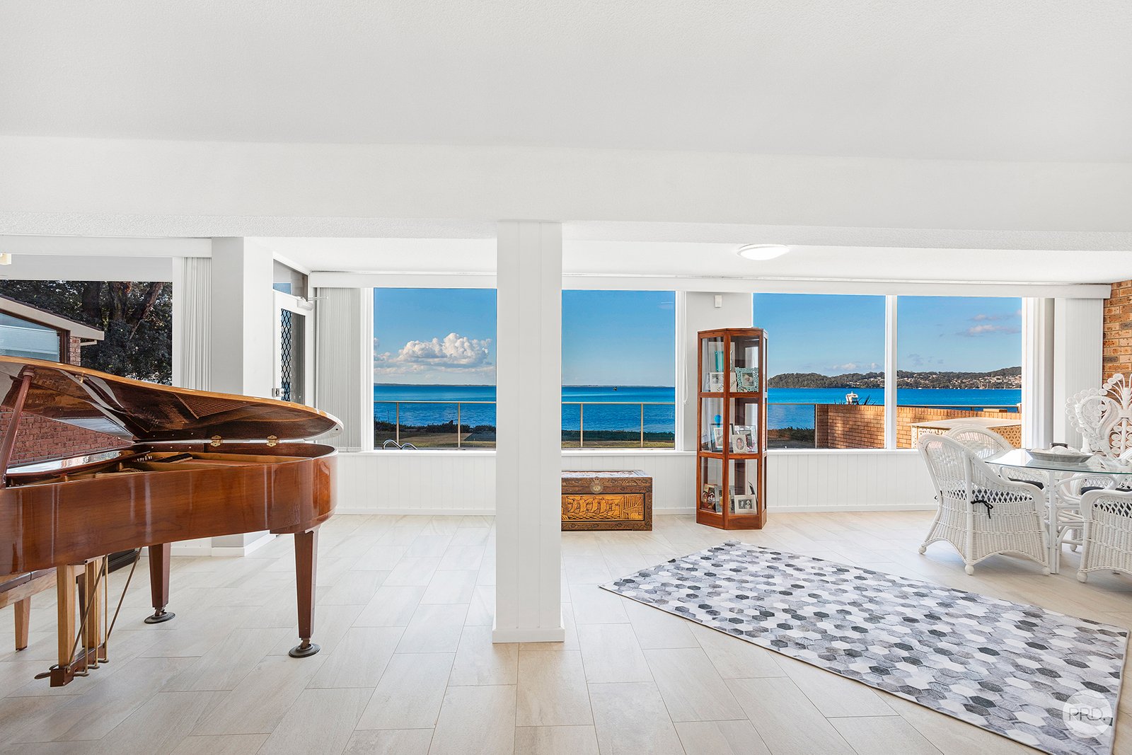 16 Cook Street SALAMANDER BAY 18