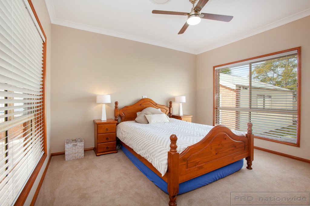 16 Cooper St  HEDDON GRETA 2