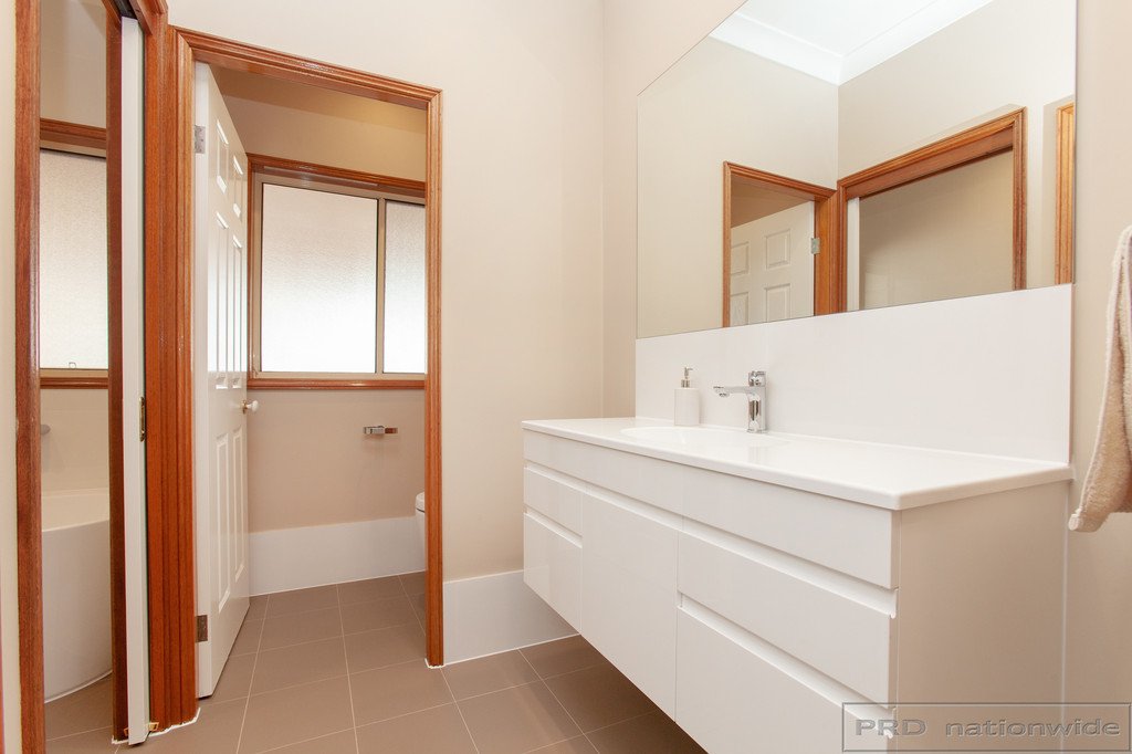 16 Cooper St  HEDDON GRETA 8