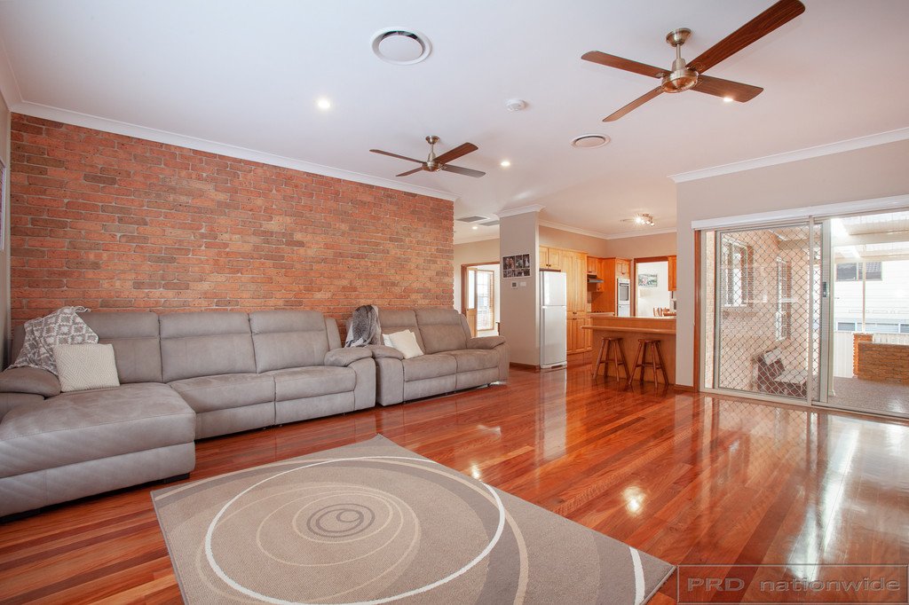 16 Cooper St  HEDDON GRETA 12