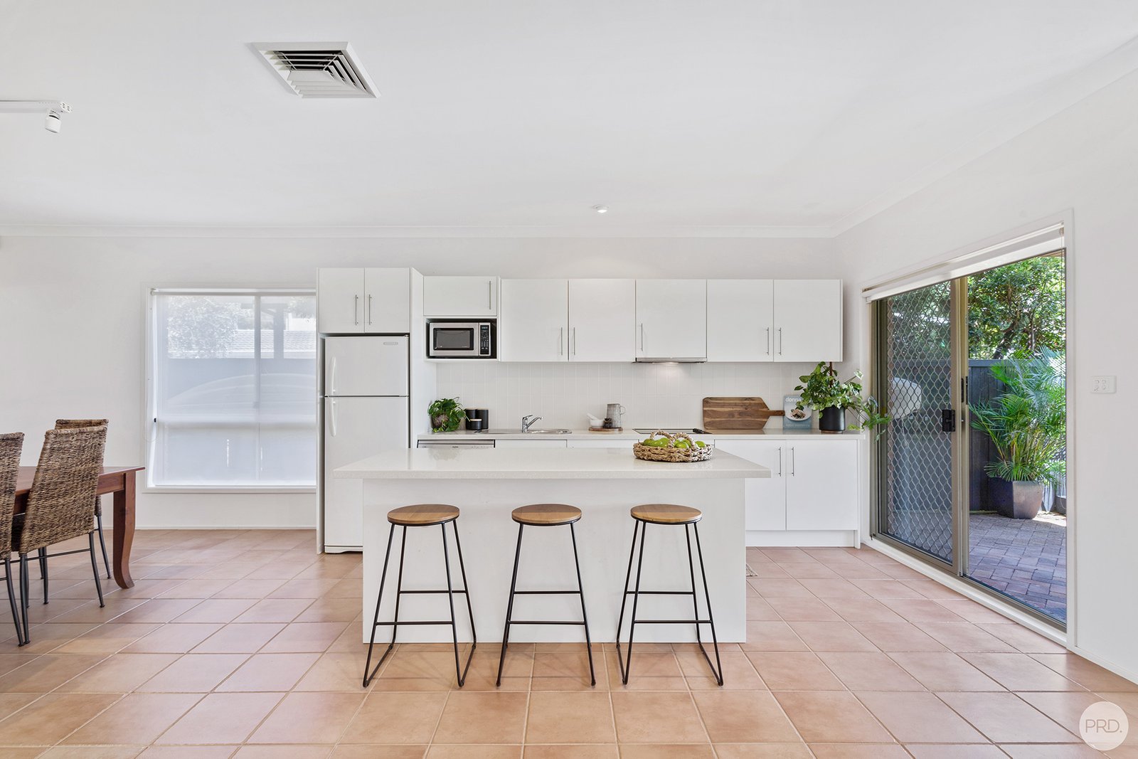 16 Corlette Point Road CORLETTE 25