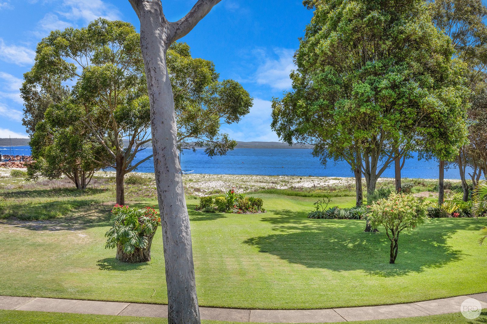 16 Corlette Point Road CORLETTE 32