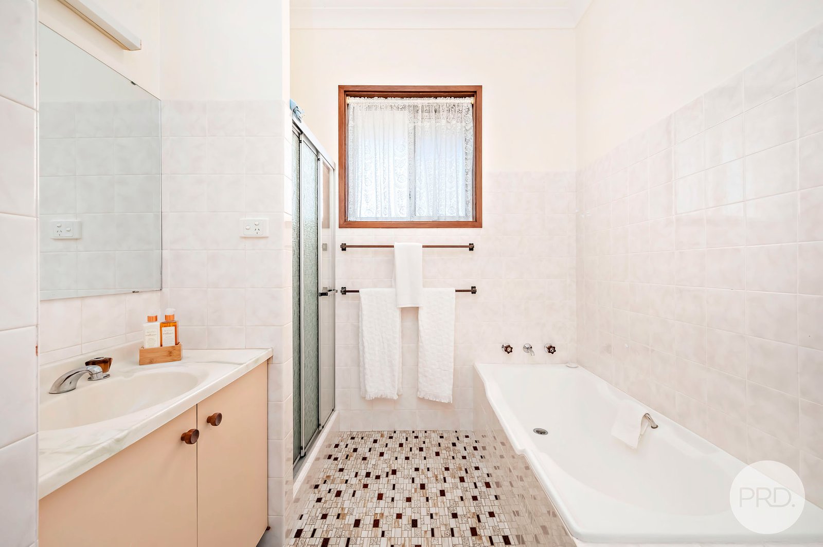 16 Corrie Parade CORLETTE 17