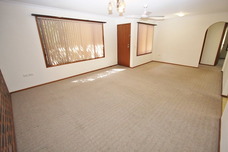 1/6 Corunna Crescent ASHMORE 2