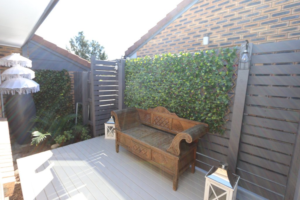 1/6 Corunna Crescent ASHMORE 2