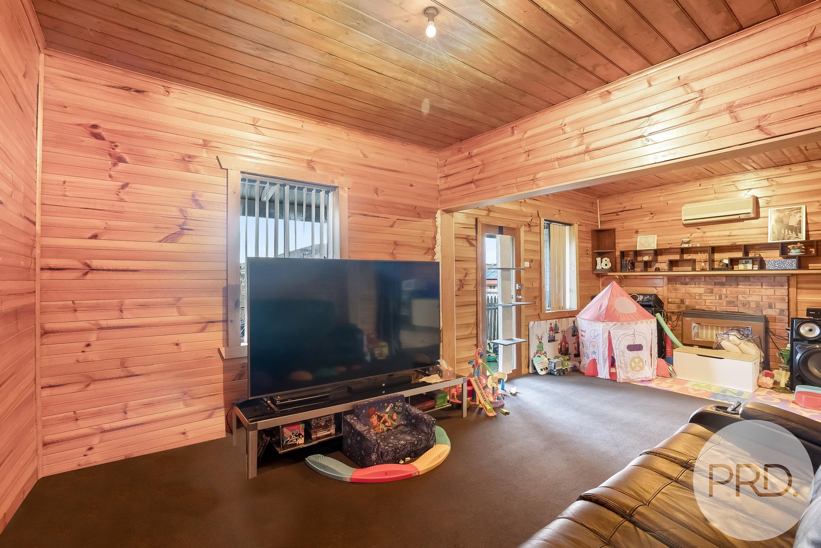 16 Creed Court BRIGHTON 7