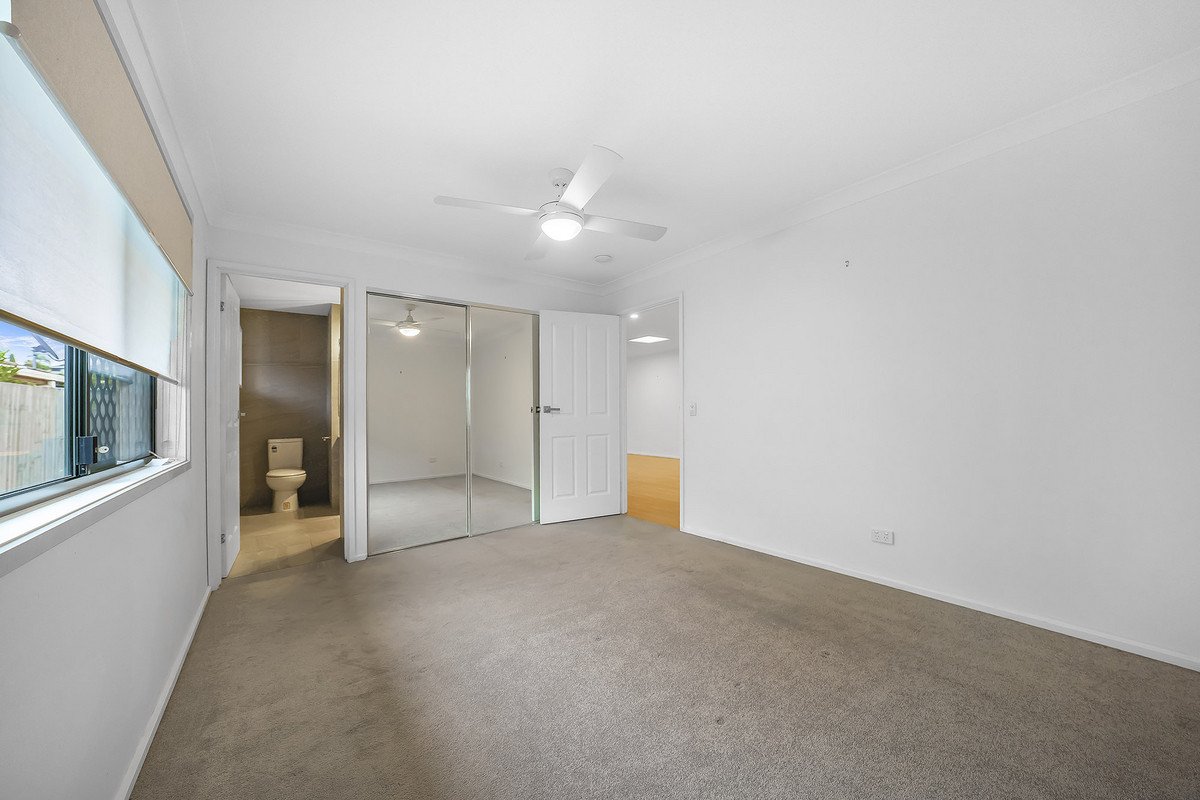 1/6 Crimson Court Miami 4