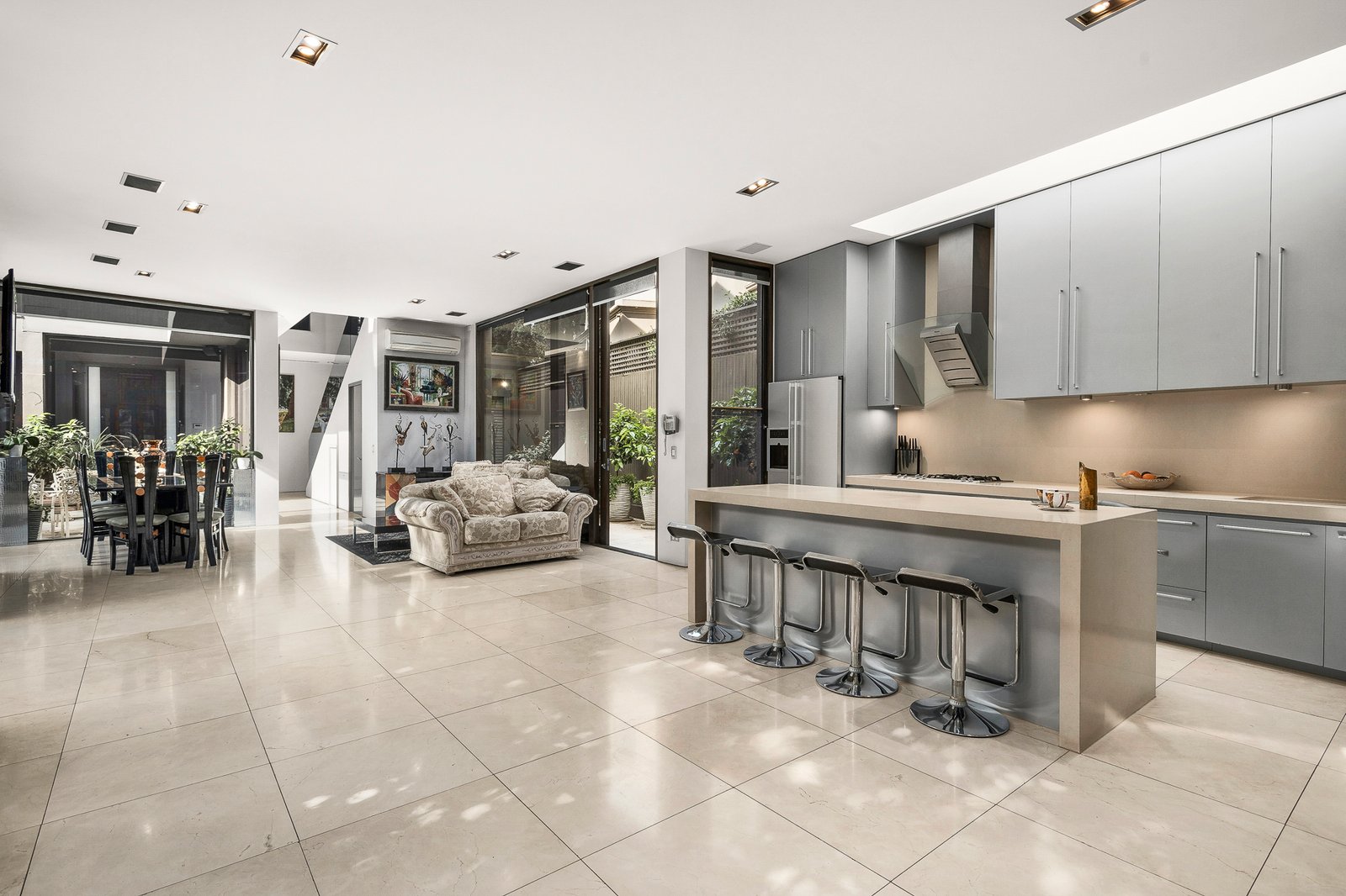 Real Estate and Property in 16 Cromwell Crescent, South Yarra, VIC