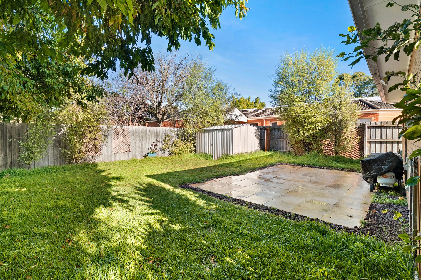 Real Estate and Property in 16 Cromwell Street, Caulfield North, VIC