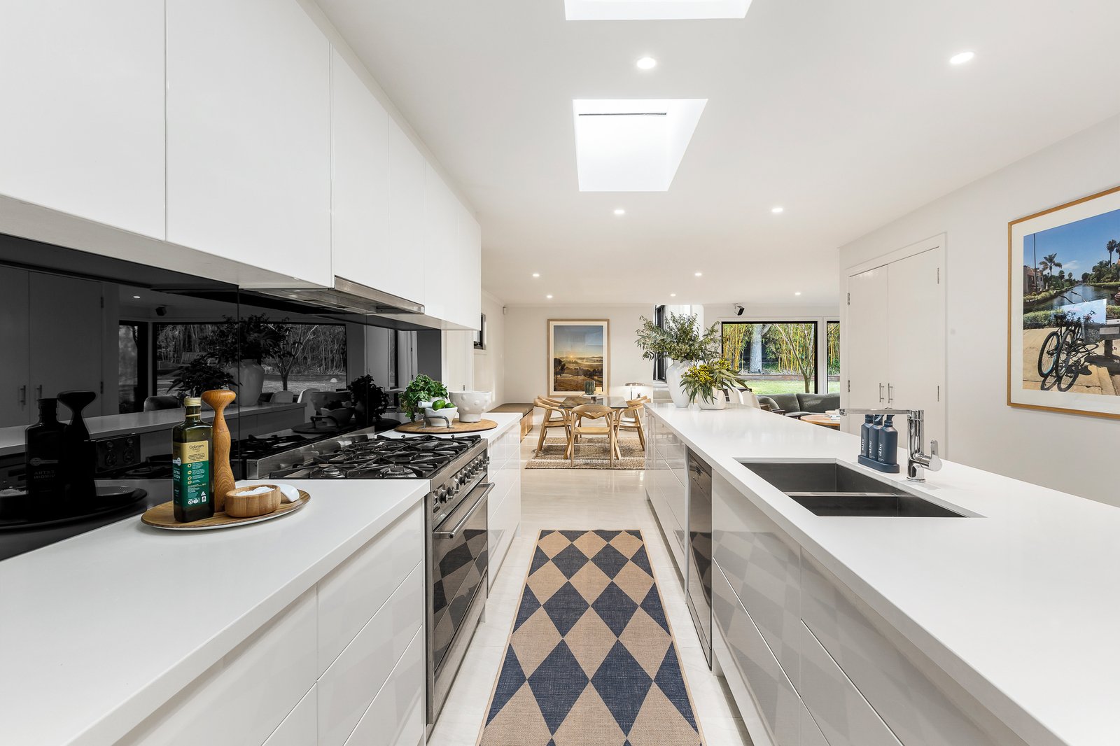 16 Cumberland Avenue, Balwyn North, 3104