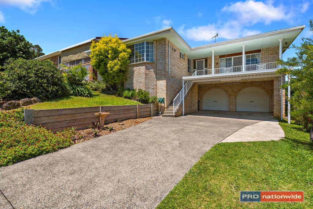 16 Cuthbert Street BOAMBEE EAST 1