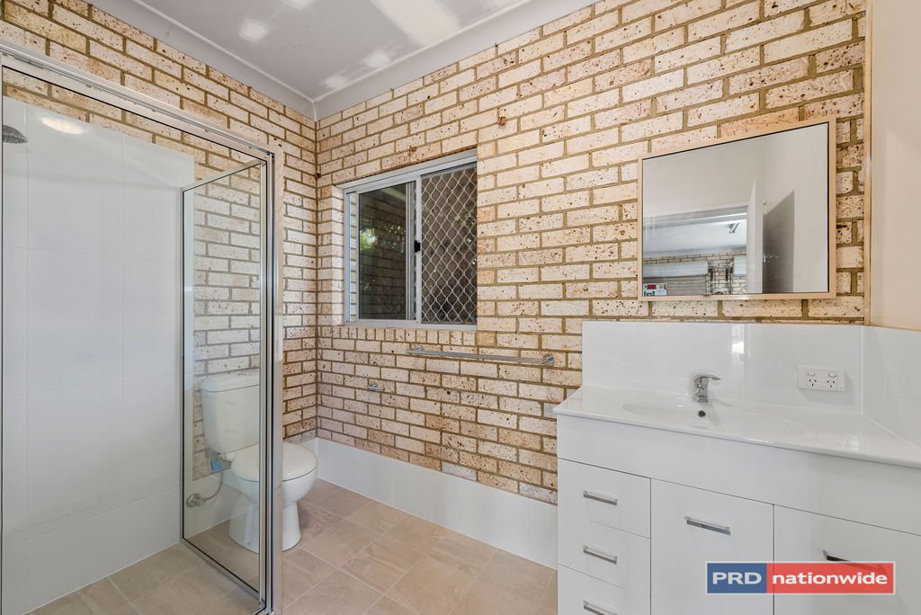 16 Cuthbert Street BOAMBEE EAST 13