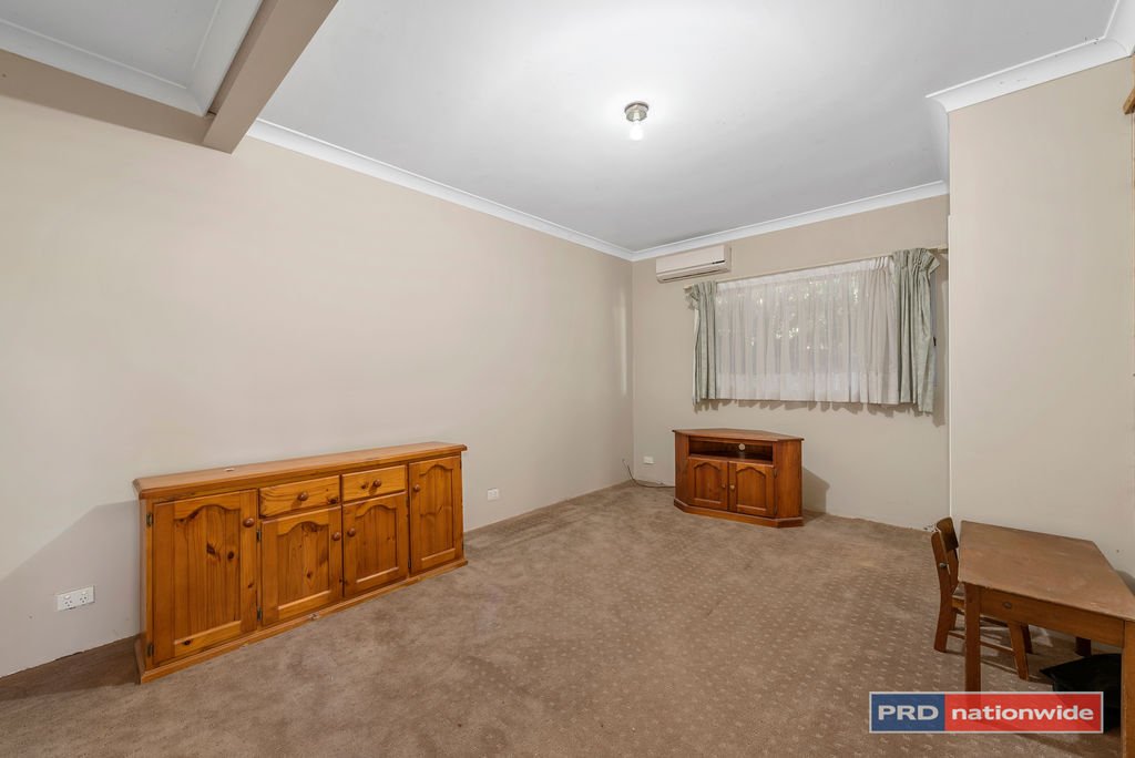 16 Cuthbert Street BOAMBEE EAST 14