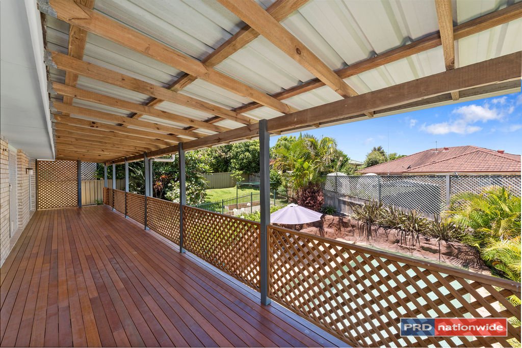 16 Cuthbert Street BOAMBEE EAST 16