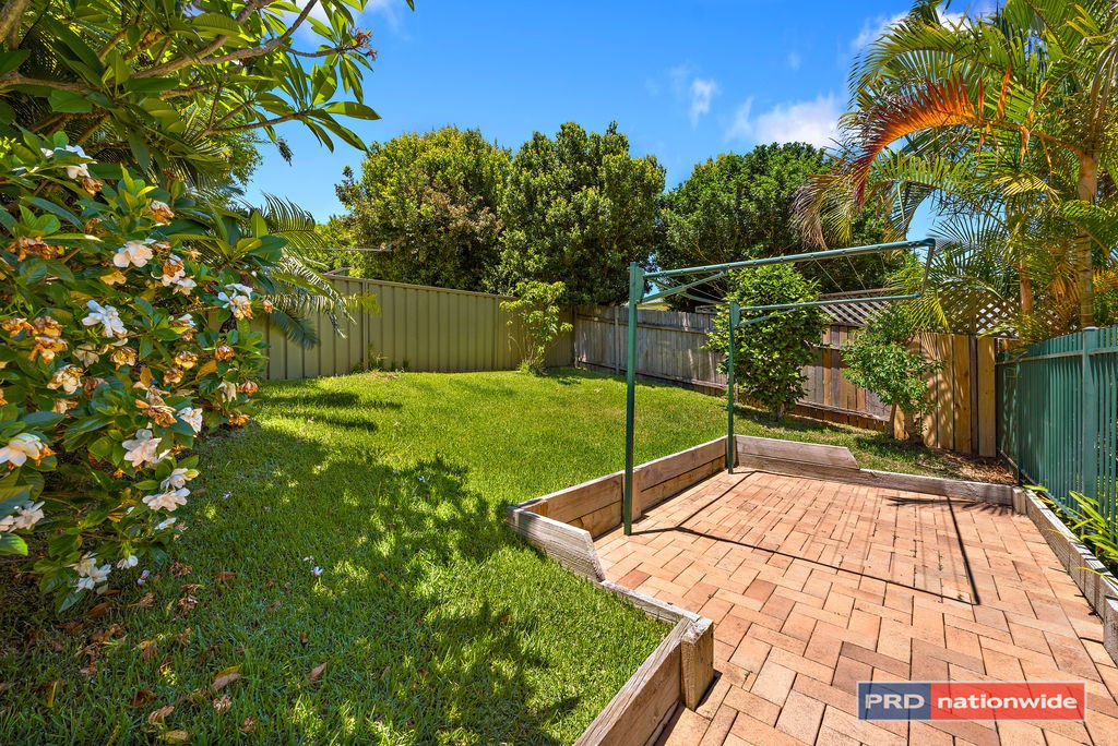16 Cuthbert Street BOAMBEE EAST 19