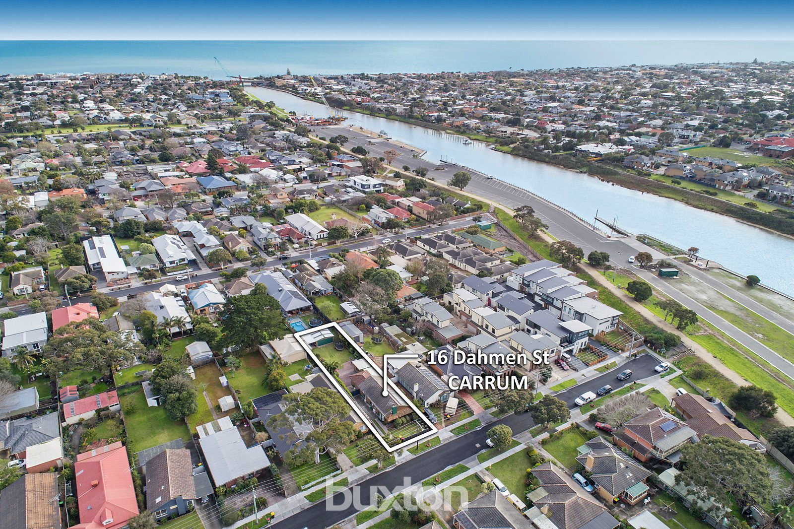 Gallery: 16 Dahmen Street
