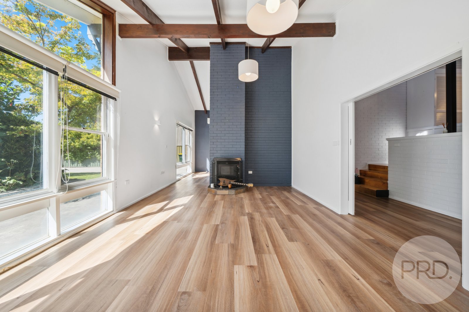 16 Dalkeith Avenue LAKE ALBERT 6