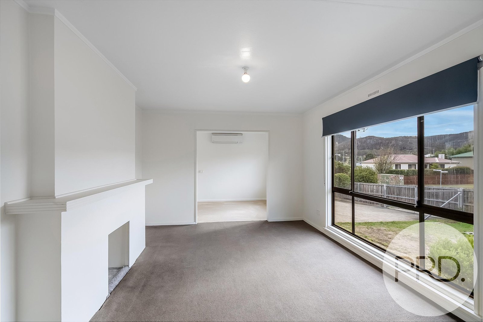 1/6 Dampier Street WARRANE 4