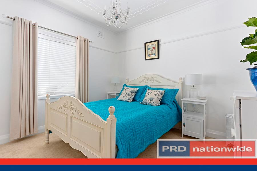 16 Dardanelles Street MORTDALE 9