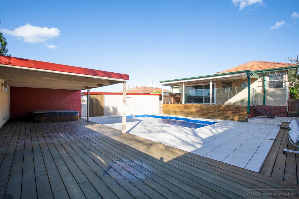 16 David Ave  EAST MAITLAND 16