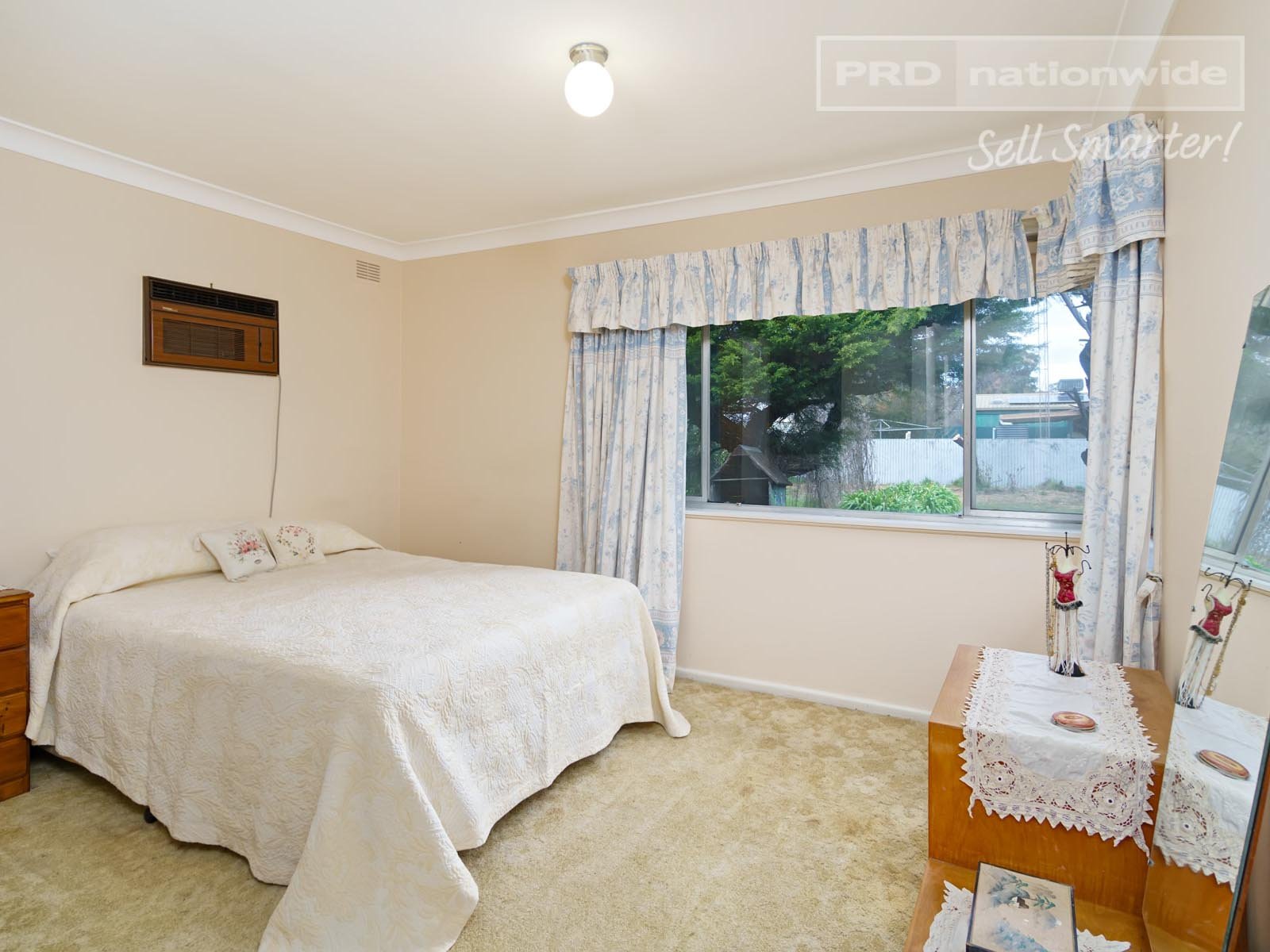 16 Davidson Street THE ROCK 9