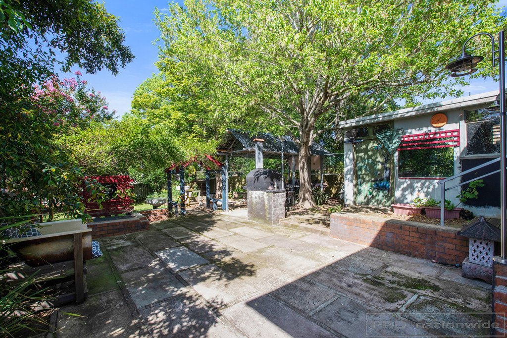 16 Dee Street RUTHERFORD 17