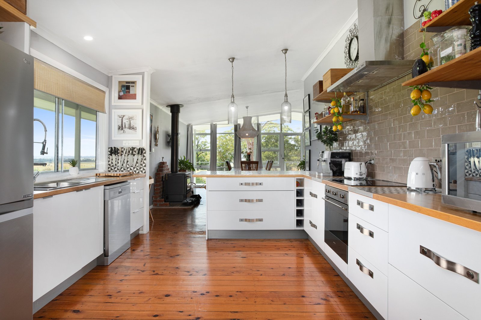 16 Denton Close WINDELLA 6