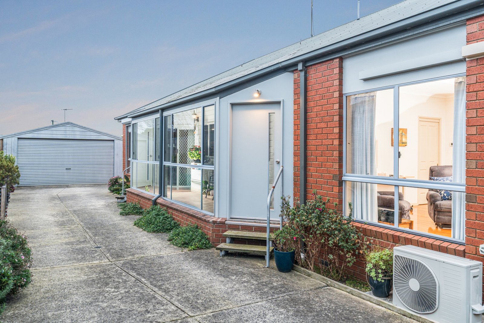 Gallery: 16 Derribong Way
