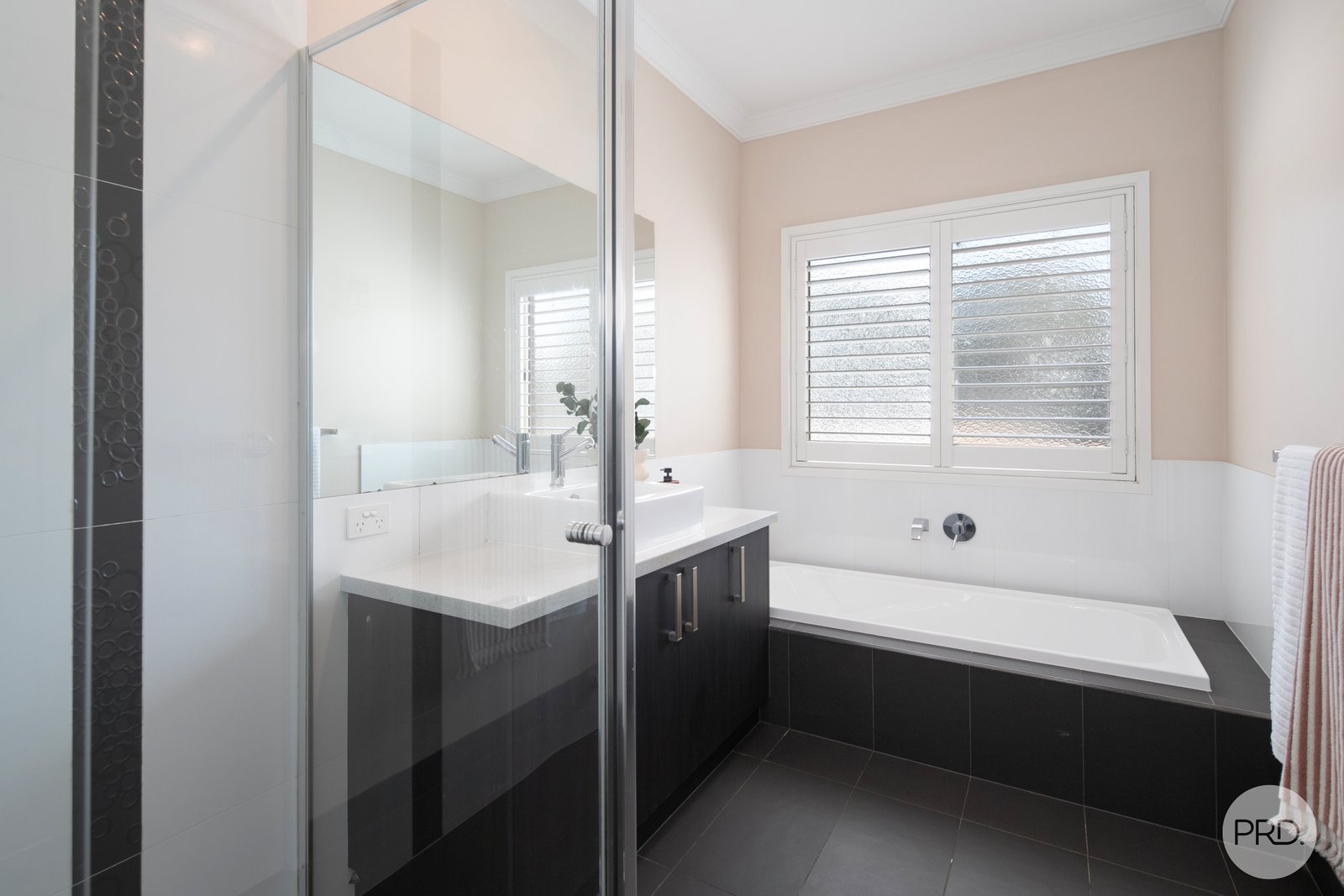 16 Diamond Drive CARDIGAN VILLAGE 14