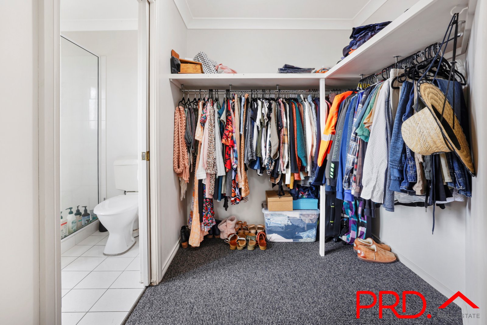 16 Dibar Drive TAMWORTH 7