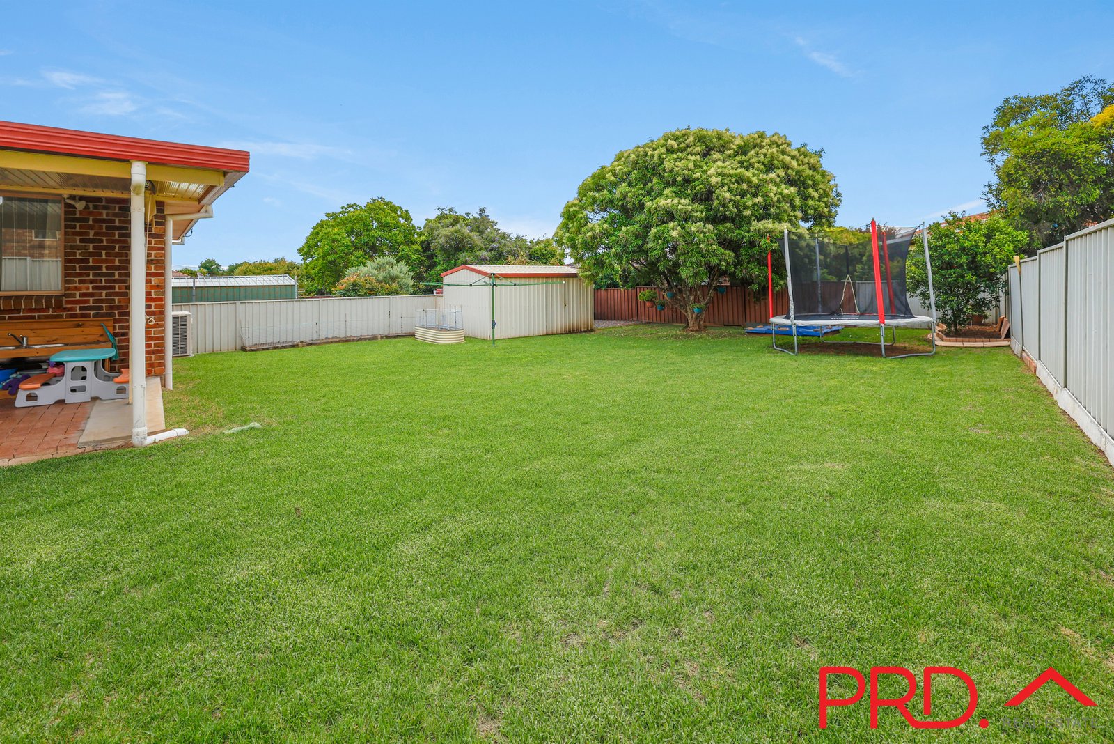 16 Dibar Drive, TAMWORTH NSW 2340