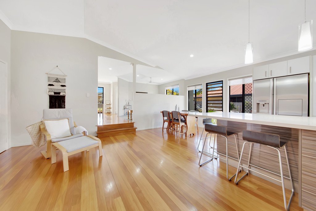 16 Douglas Street TANNUM SANDS 6