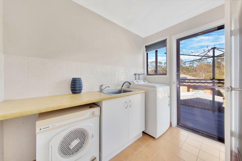 16 Douglas Street TANNUM SANDS 18