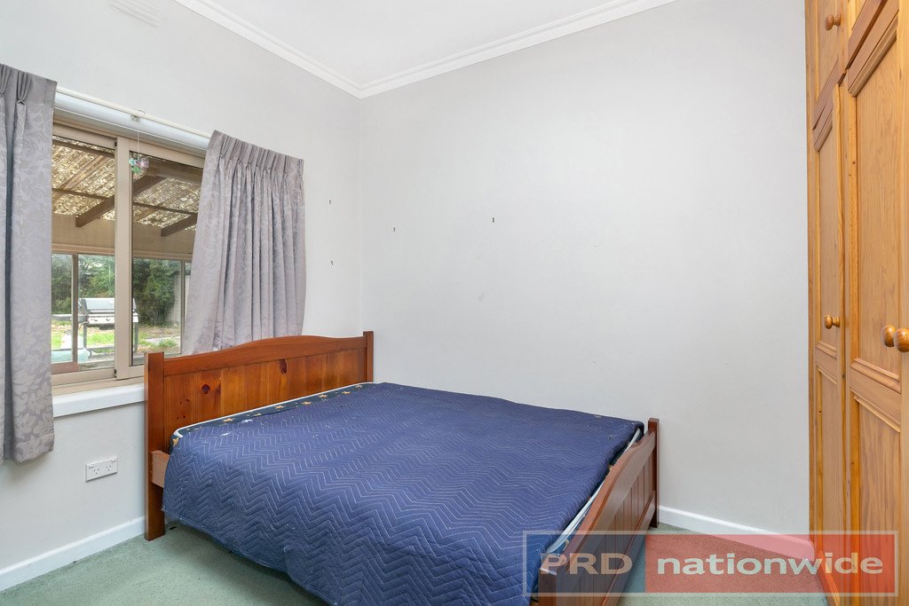 16 Dover Street WENDOUREE 12