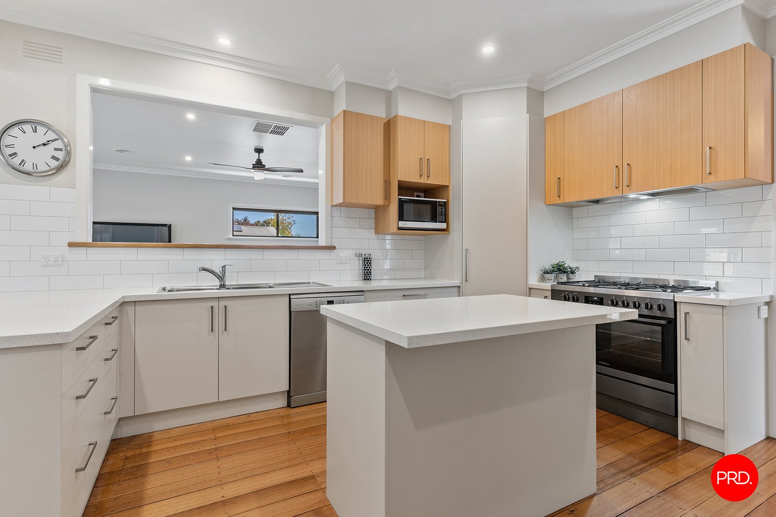 16 Dowding Street CALIFORNIA GULLY 9