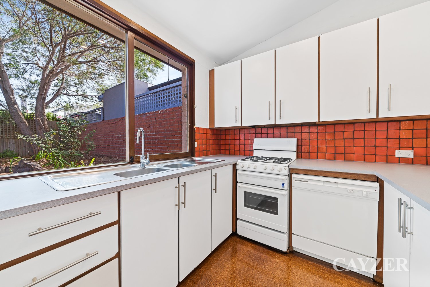 Gallery: 16 Draper Street