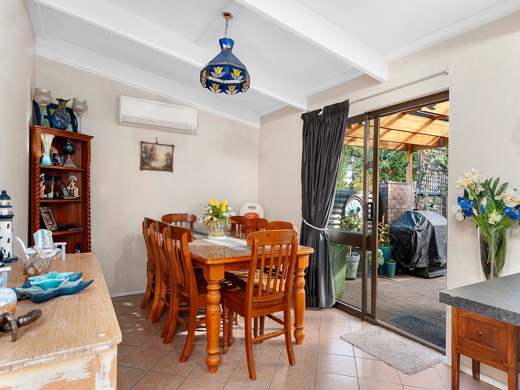 16 Drysdale Avenue KINGSTON 6
