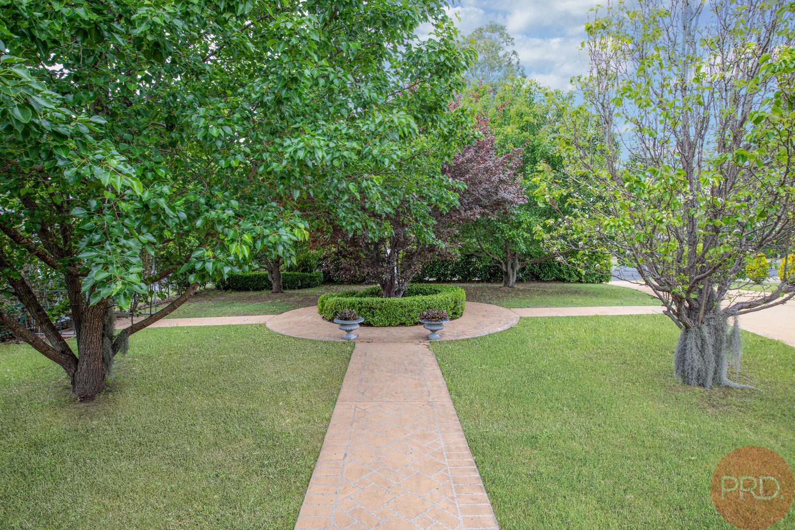 16 Dunmore Road LARGS 5