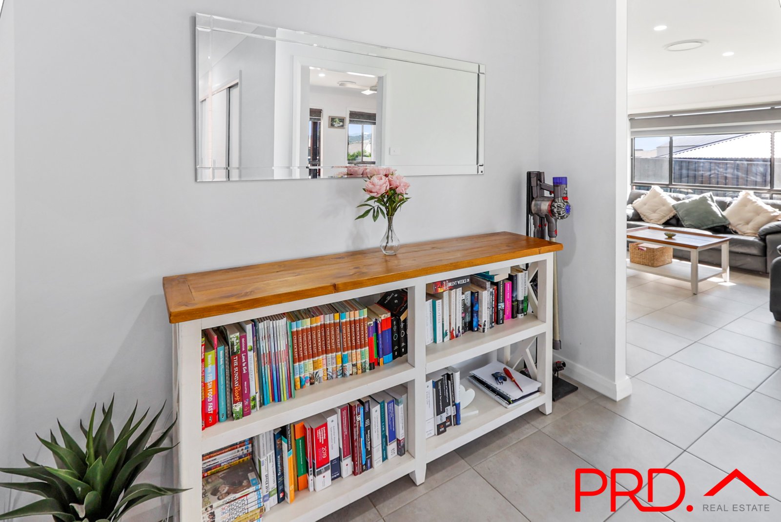 16 Eagle Avenue TAMWORTH 11