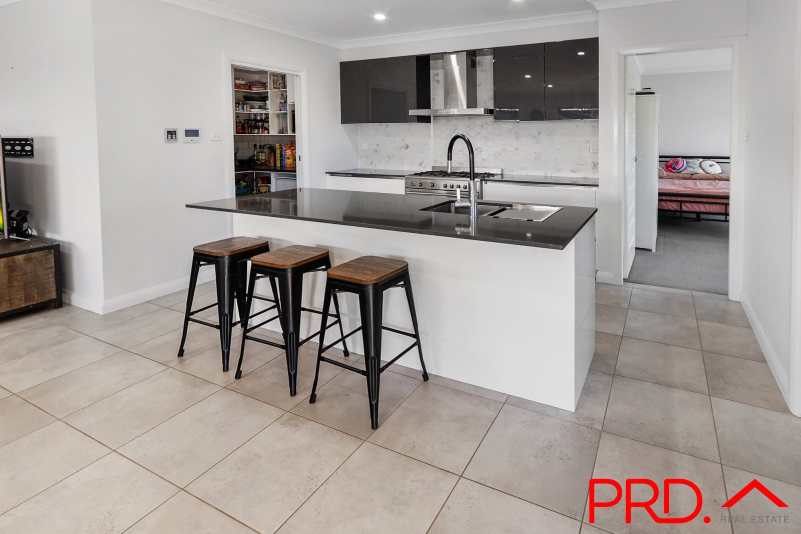 16 Eagle Avenue TAMWORTH 15