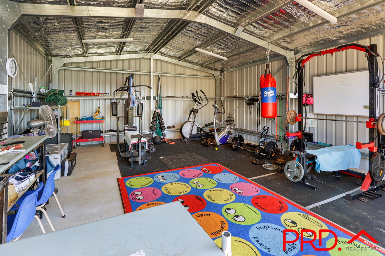 16 Eagle Avenue TAMWORTH 21