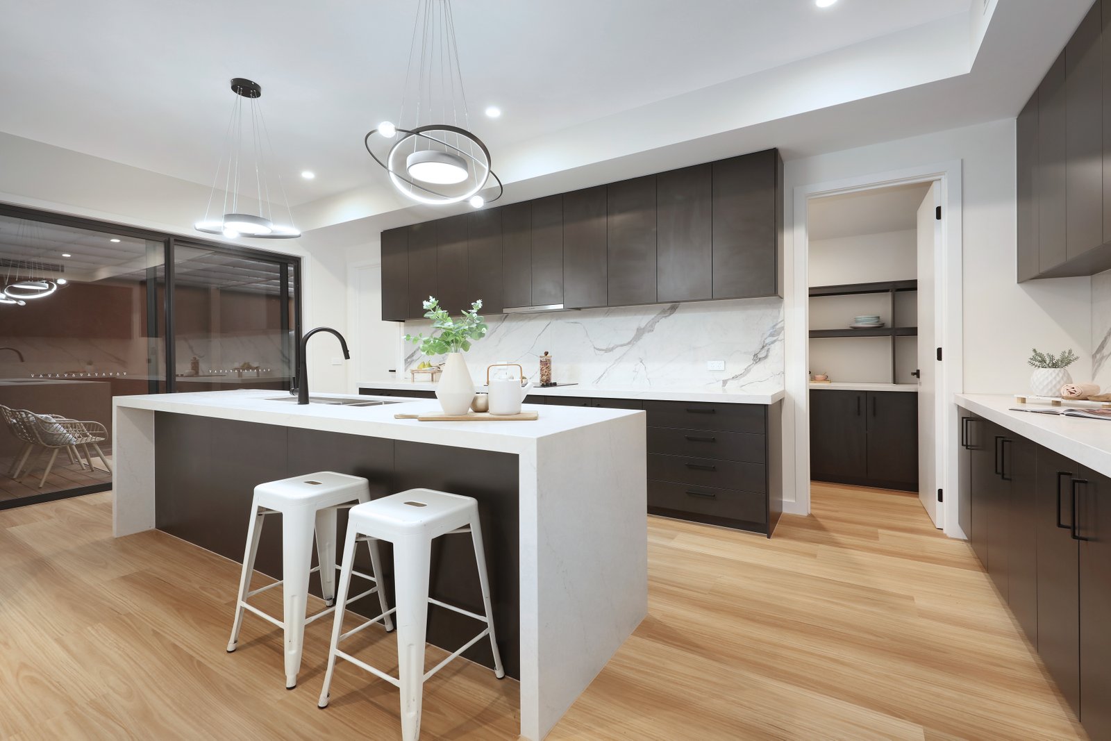 Gallery: 16 East Boundary Road