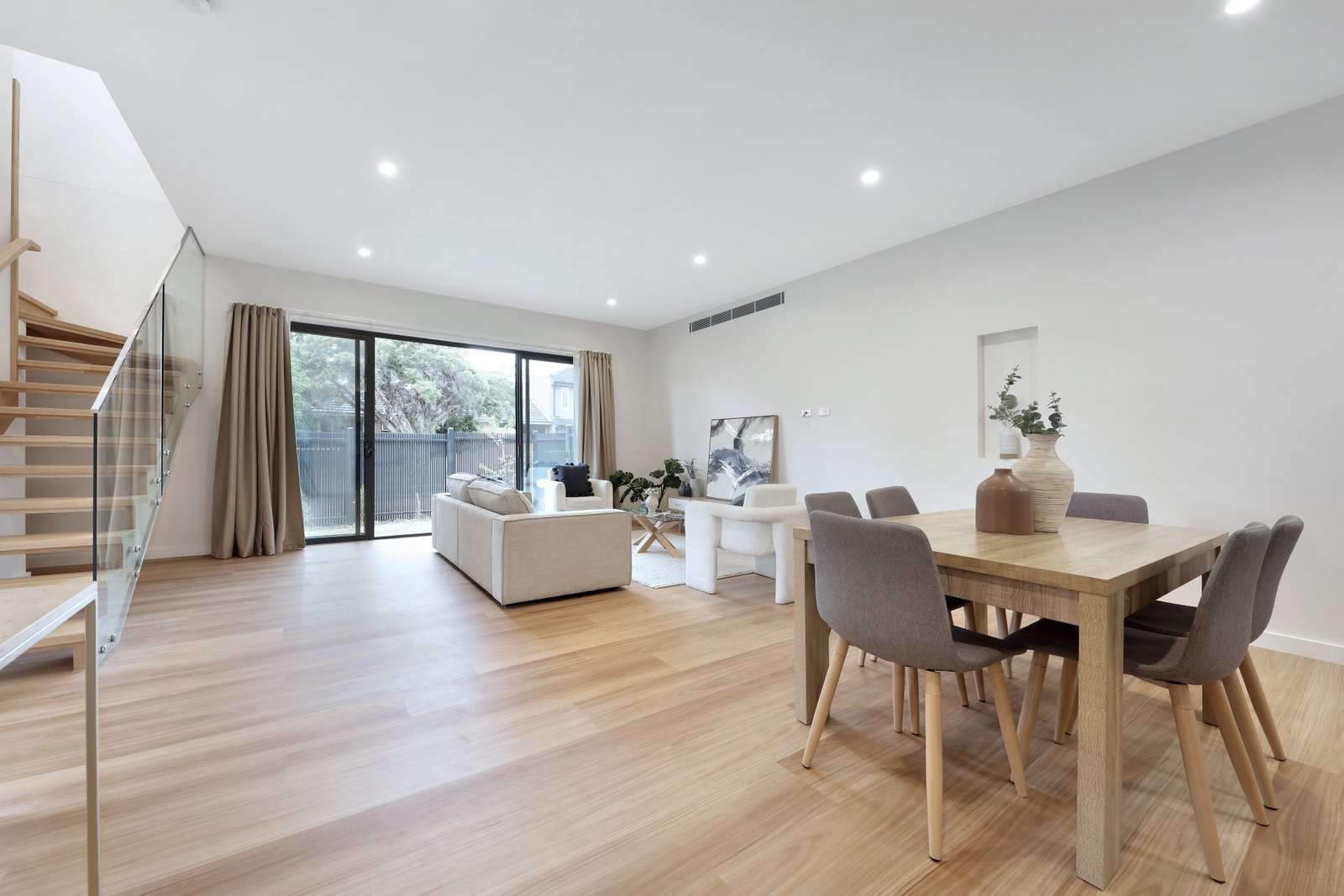 Gallery: 16 East Boundary Road