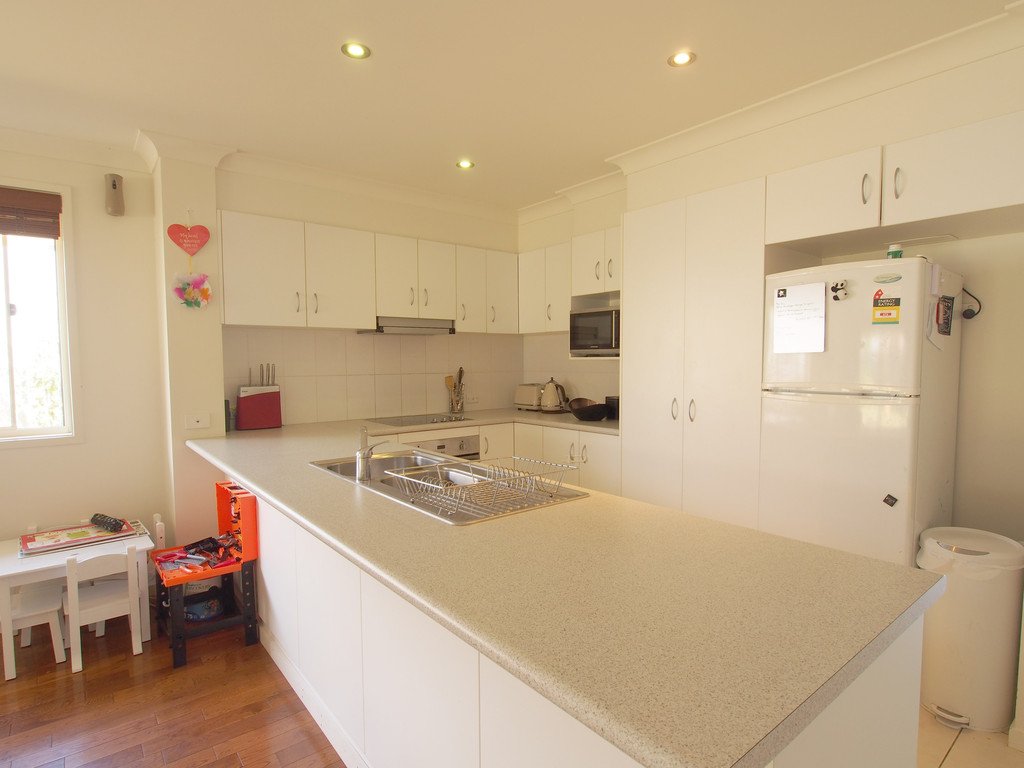 16 Ellis Crescent NORTH BOAMBEE VALLEY 4