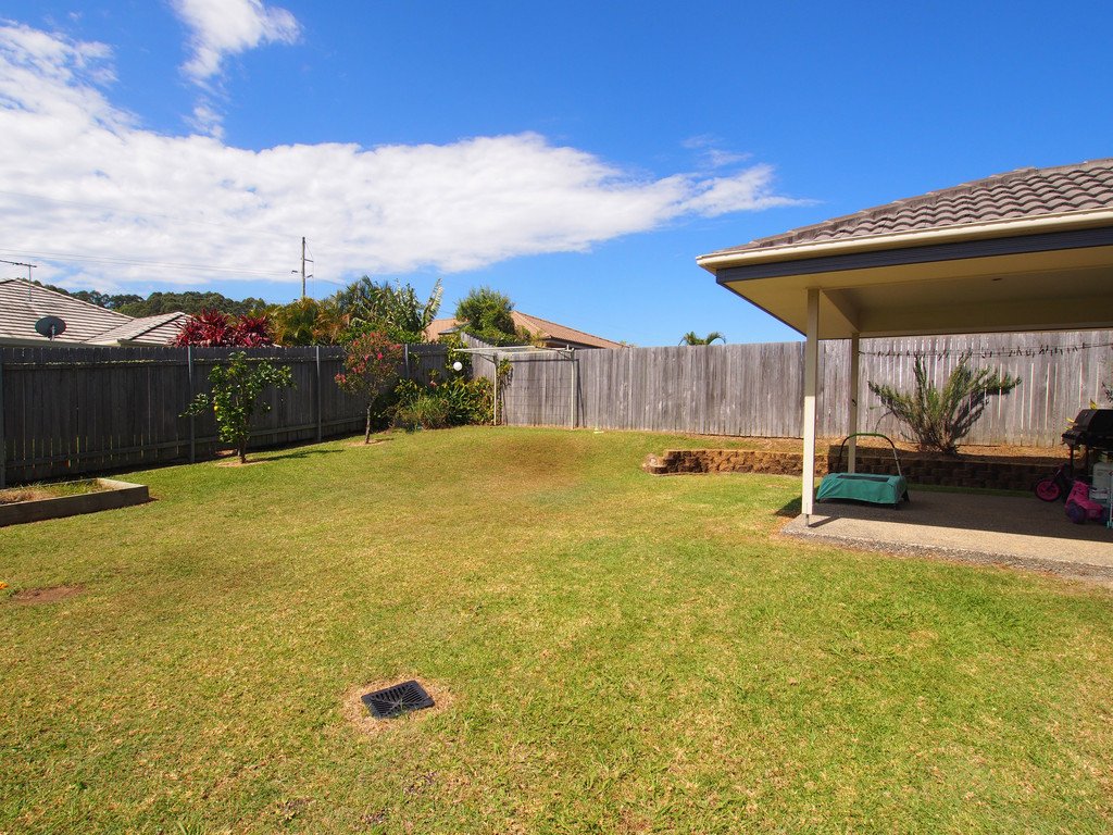 16 Ellis Crescent NORTH BOAMBEE VALLEY 12