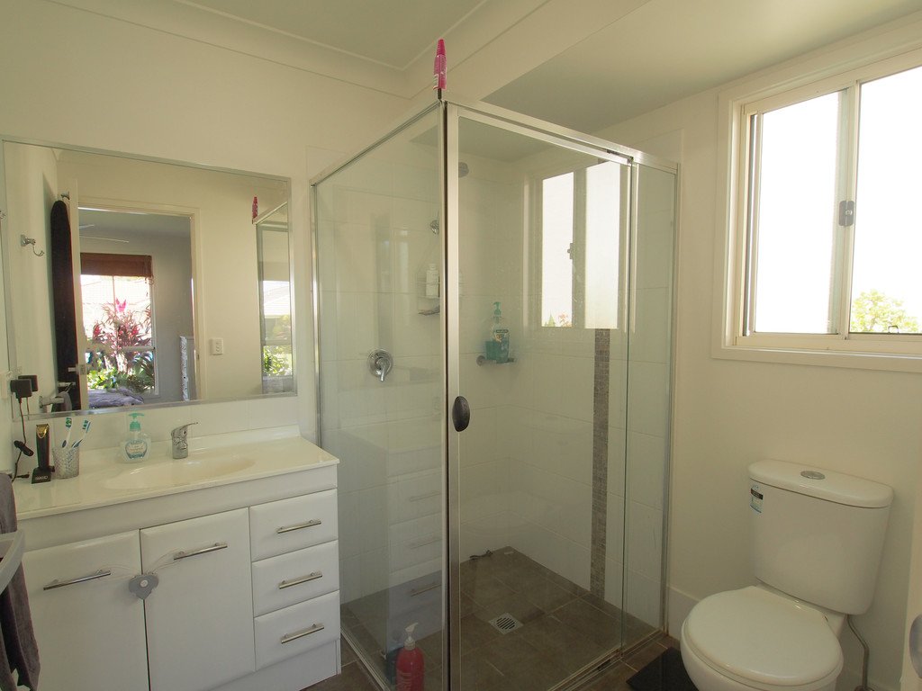 16 Ellis Crescent NORTH BOAMBEE VALLEY 6