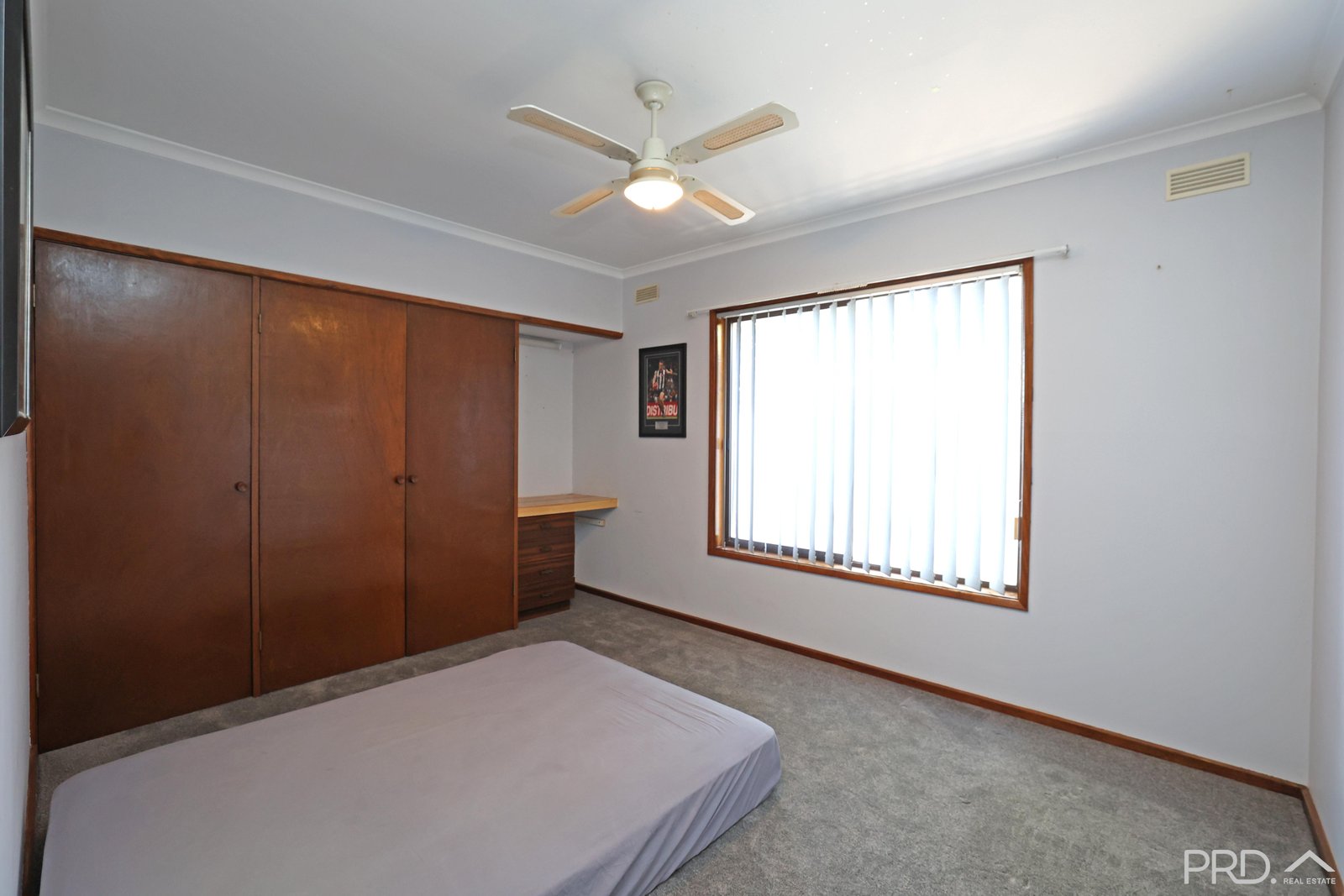 16 Elms Street IRYMPLE 8