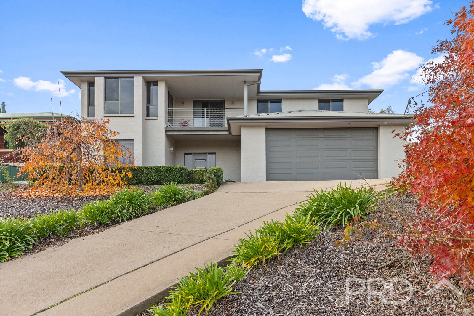 16 Elphick Street TUMUT 21