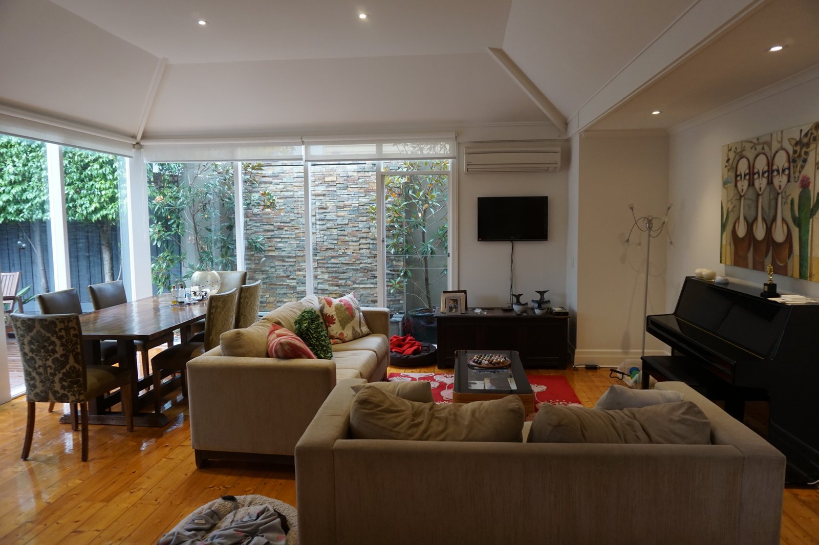 Gallery: 16 Elster Avenue