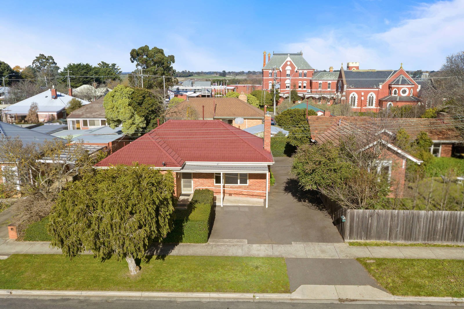 Real Estate and Property in 16 Epping Street, Kyneton, VIC